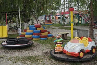 THERE’S A UNIQUE DIY PLAYGROUND IN JOHOR IS MADE FROM RECYCLED MATERIALS!