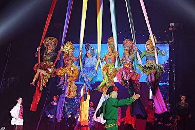 FEAST YOUR SENSES AT THE MOSCOW CIRCUS!