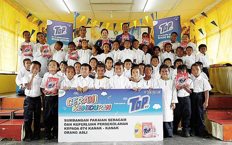TOP GIVES 674 ORANG ASLI STUDENTS BACK-TO-SCHOOL BOOST THROUGH RECORD-SETTING CAMPAIGN