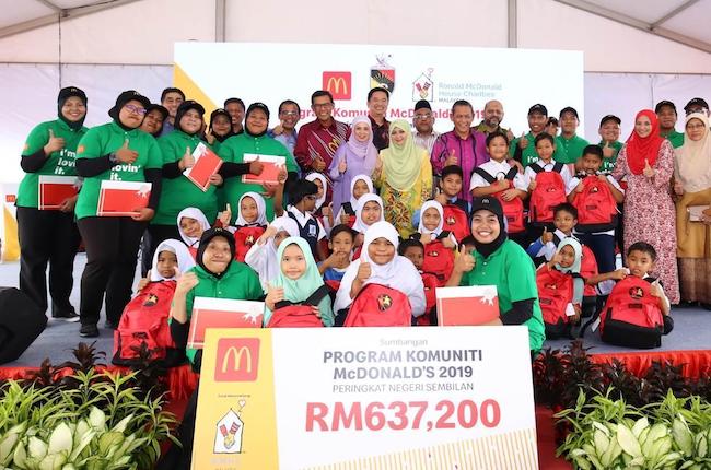 马来西亚麦当劳通过社区倡议回馈森美兰居民 