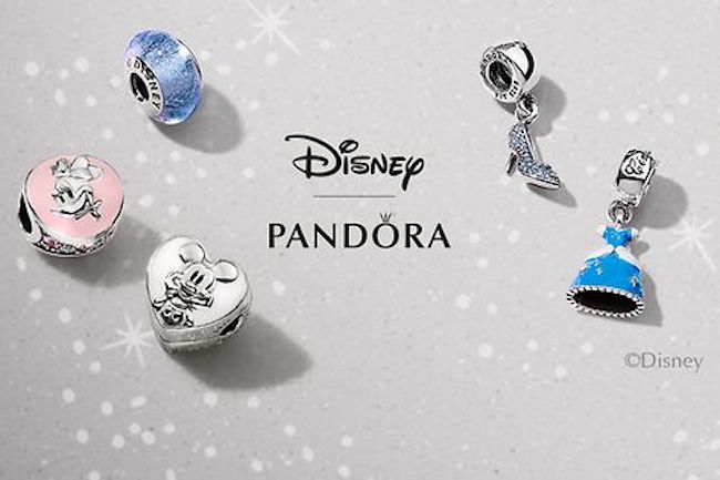 PAVILION 为您带来 DISNEY X PANDORA 快闪店