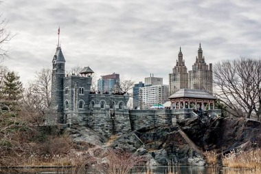 5 STUNNING, HISTORICAL MOVIE SET CASTLES TO VISIT!